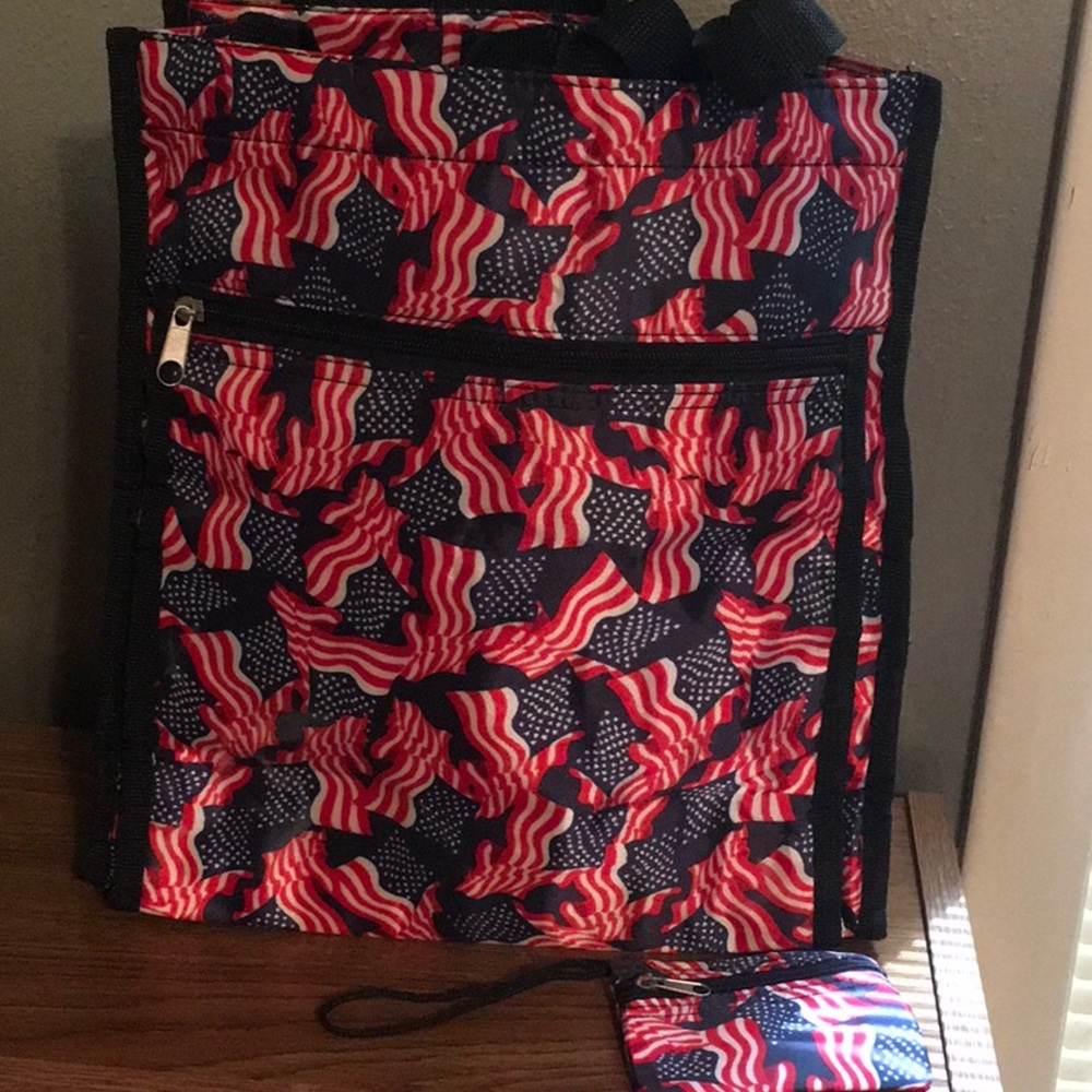 🎁 5/$25.00 Patriotic bag